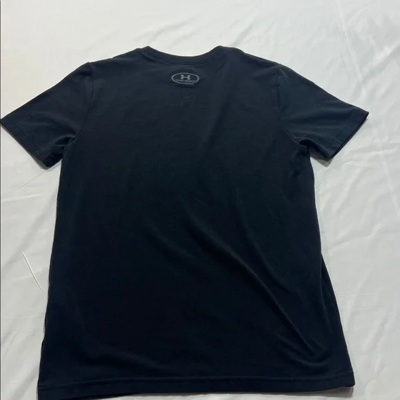 UA youth size medium fishing shirt - Picture 3 of 8